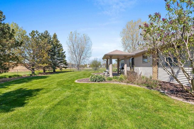 674 SWAN ROAD, De Pere, WI 54115