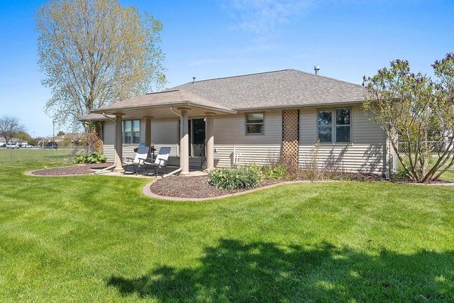 674 SWAN ROAD, De Pere, WI 54115