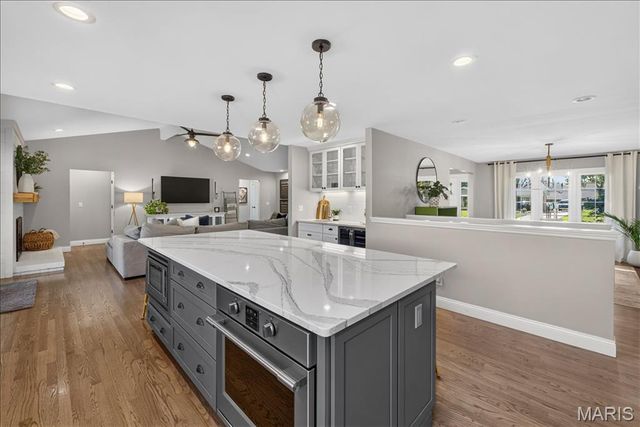 607 Packford Drive, Chesterfield, MO 63017