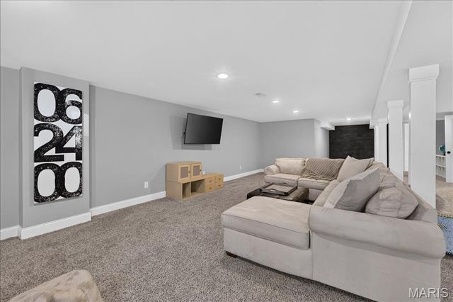 607 Packford Drive, Chesterfield, MO 63017