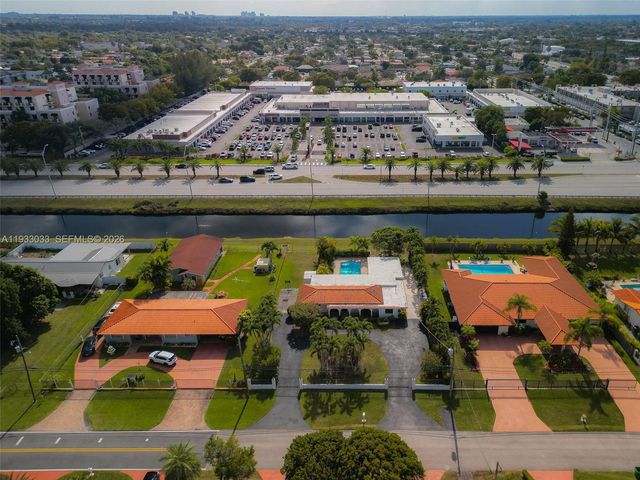 8490 Grand Canal Dr, Miami, FL 33144