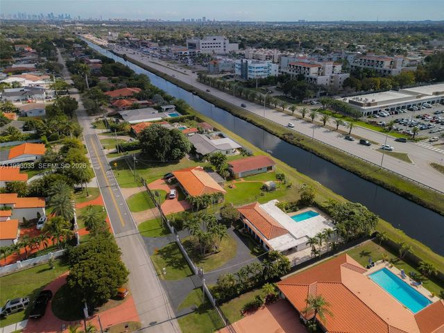 8490 Grand Canal Dr, Miami, FL 33144