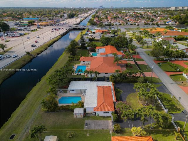 8490 Grand Canal Dr, Miami, FL 33144