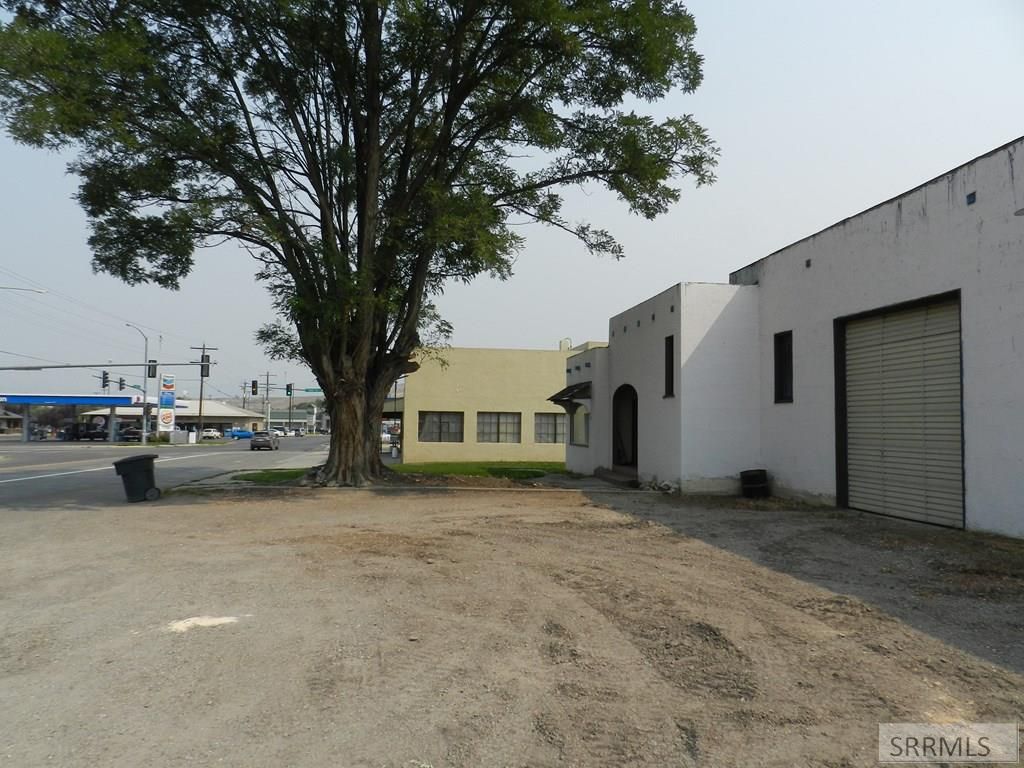 Image 19 of property listing at 104 S Challis Street, Salmon, ID 83467