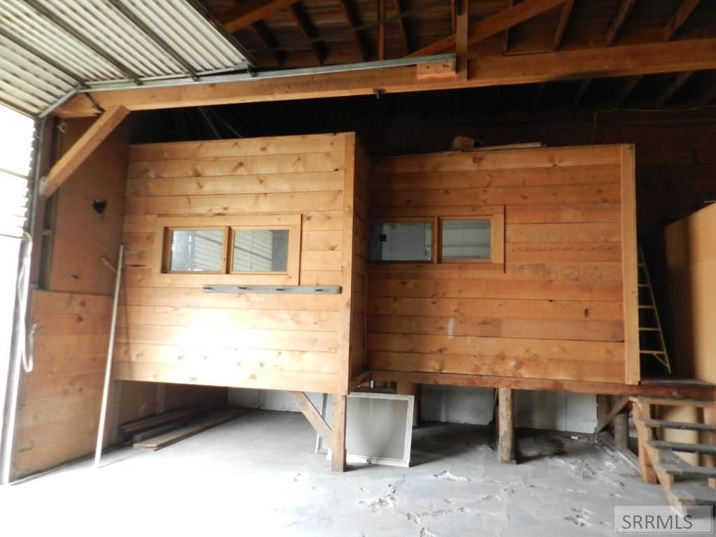 Image 25 of property listing at 104 S Challis Street, Salmon, ID 83467