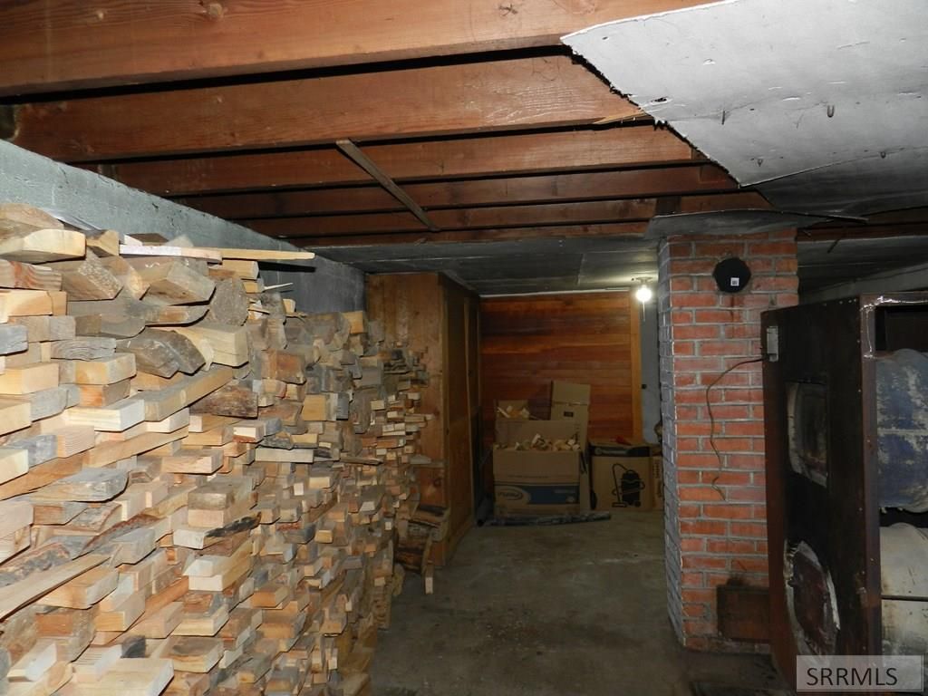 Image 60 of property listing at 104 S Challis Street, Salmon, ID 83467