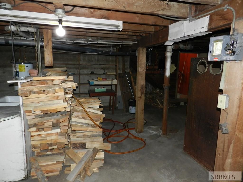 Image 68 of property listing at 104 S Challis Street, Salmon, ID 83467