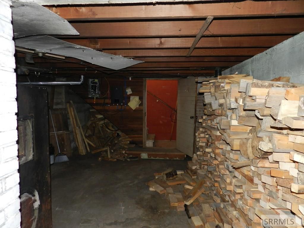 Image 70 of property listing at 104 S Challis Street, Salmon, ID 83467