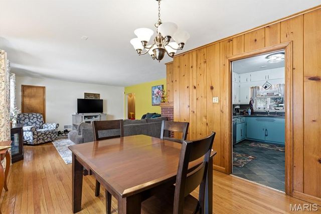 1007 McPherson Avenue, Alton, IL 62002