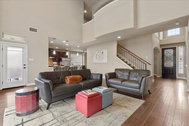 401 Spanish Mustang DR, Cedar Park, TX 78613