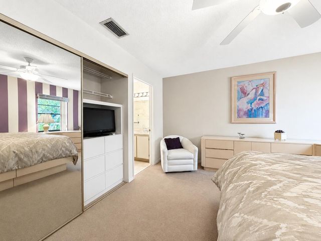 10592 Tropic Palm Avenue 202, Boynton Beach, FL 33437