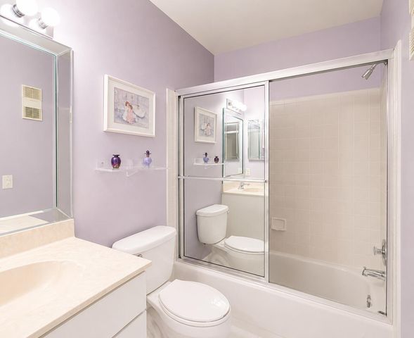 10592 Tropic Palm Avenue 202, Boynton Beach, FL 33437