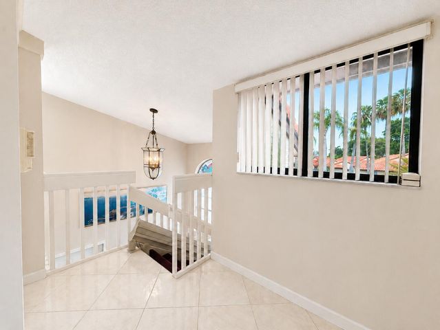 10592 Tropic Palm Avenue 202, Boynton Beach, FL 33437