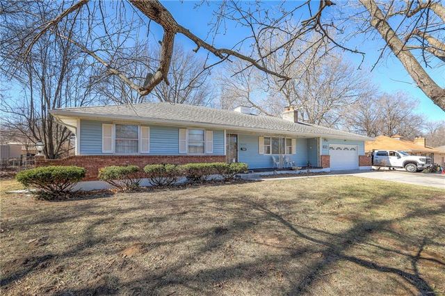 8428 James A Reed Road, Raytown, MO 64138