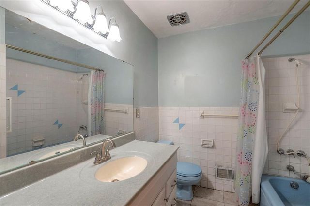 8428 James A Reed Road, Raytown, MO 64138