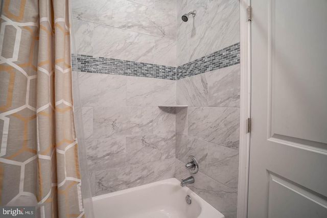 1720 ANNIN ST, Philadelphia, PA 19146