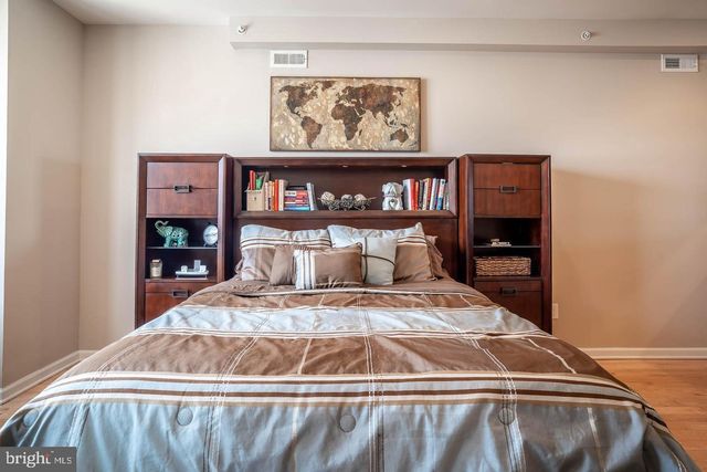 1720 ANNIN ST, Philadelphia, PA 19146