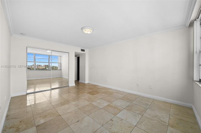 18011 Biscayne Blvd 902, Aventura, FL 33160