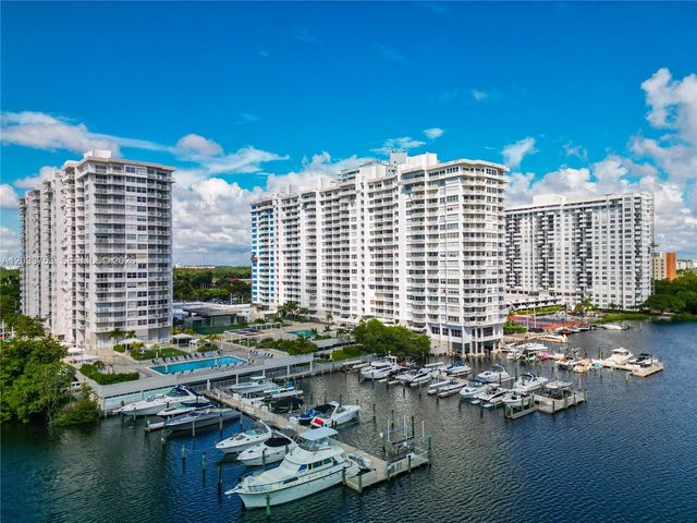18011 Biscayne Blvd 902, Aventura, FL 33160