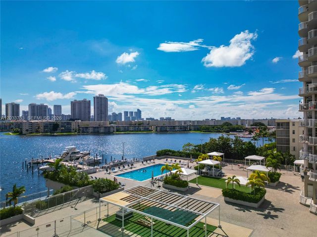 18011 Biscayne Blvd 902, Aventura, FL 33160