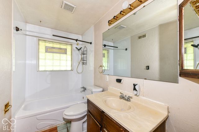 1731 N Girls School Road, Indianapolis, IN 46214