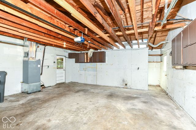 1731 N Girls School Road, Indianapolis, IN 46214