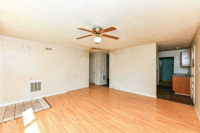 1731 N Girls School Road, Indianapolis, IN 46214