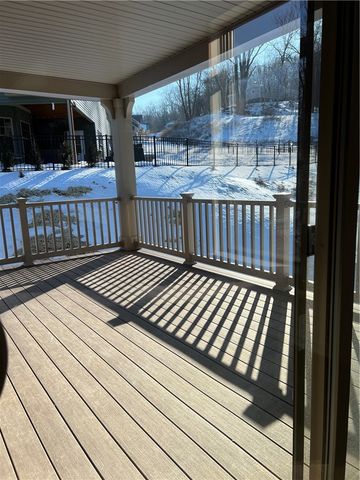 117 Hemingway Lane, Coraopolis, PA 15108