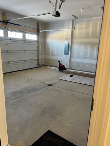 117 Hemingway Lane, Coraopolis, PA 15108