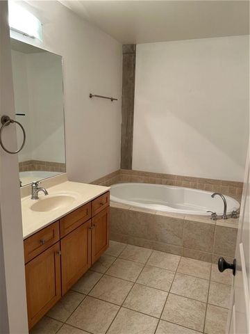 6105 Blue Stone Road 413, Atlanta, GA 30328