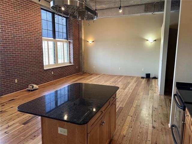 6105 Blue Stone Road 413, Atlanta, GA 30328