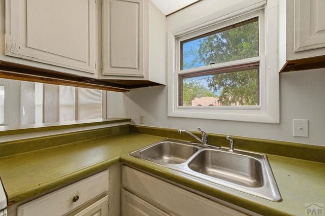 1102 Euclid Ave, Pueblo, CO 81004