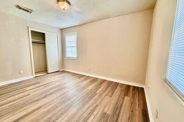 3966 Broadmoor Drive, Beaumont, TX 77707