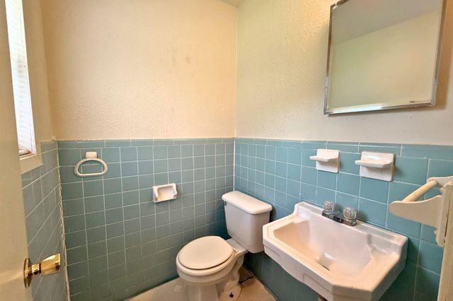 3966 Broadmoor Drive, Beaumont, TX 77707