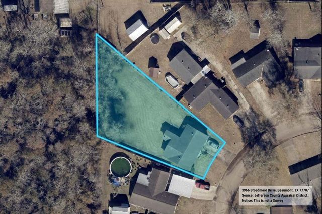 3966 Broadmoor Drive, Beaumont, TX 77707