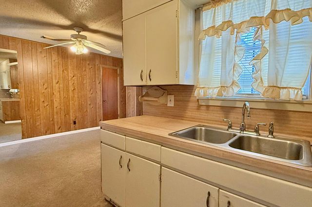 3966 Broadmoor Drive, Beaumont, TX 77707