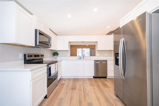 1652 RIVEREDGE ROAD, Oviedo, FL 32766