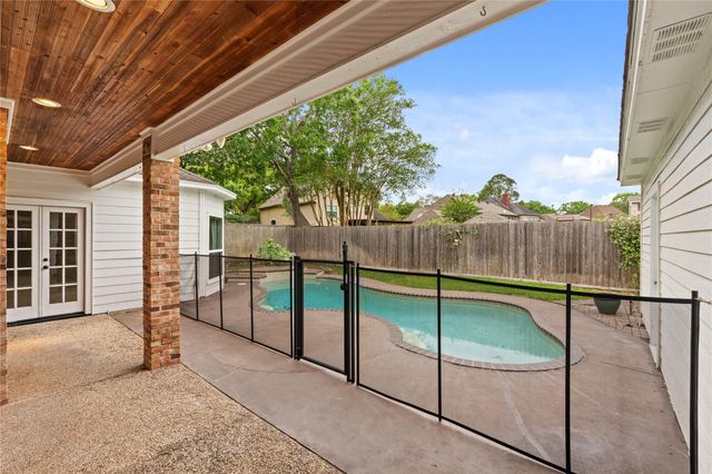 1802 Mission Springs Drive, Katy, TX 77450