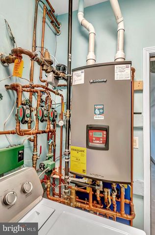 26 RAINFLOWER LA, West Windsor, NJ 08550