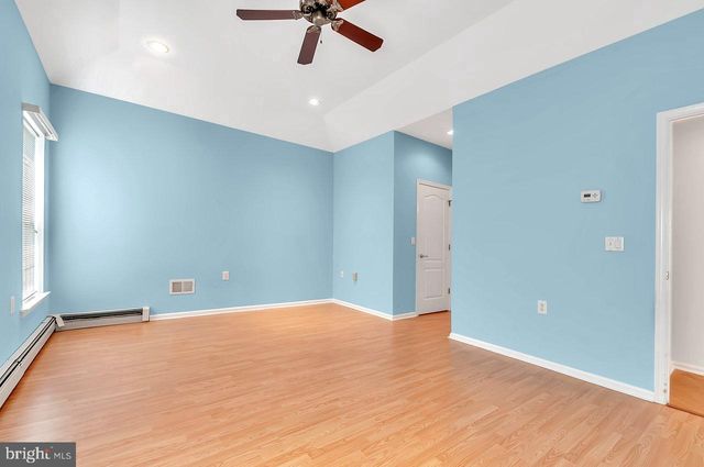 26 RAINFLOWER LA, West Windsor, NJ 08550