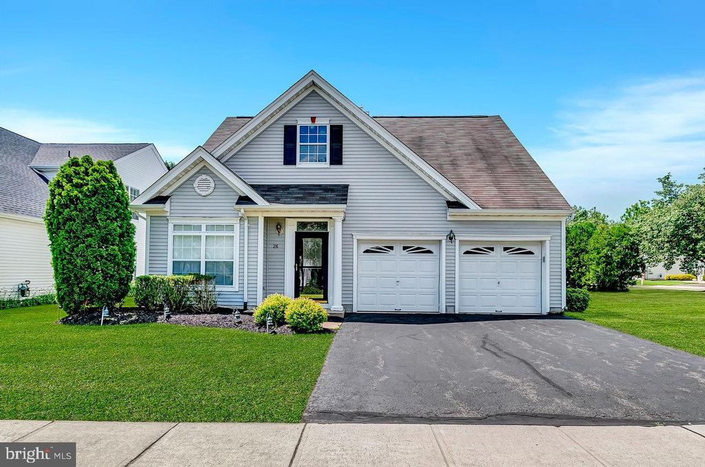 26 RAINFLOWER LA, West Windsor, NJ 08550