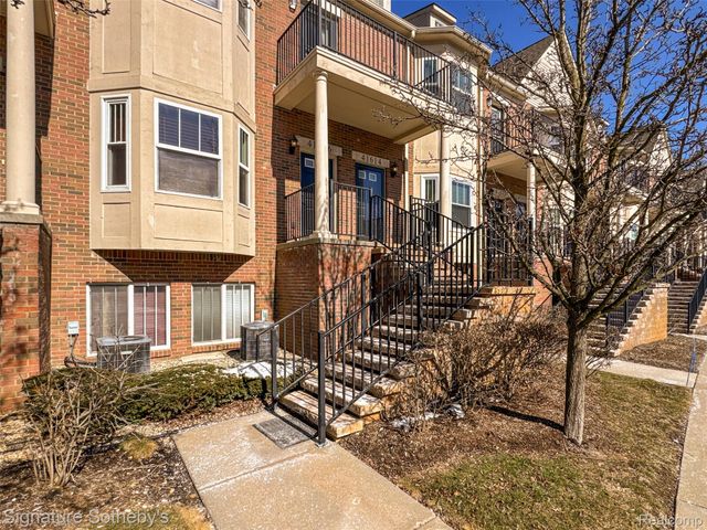 41614 Hamlet Lane 57, Novi, MI 48375