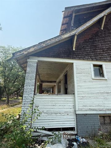 2932 Hazelwood Street, Detroit, MI 48206