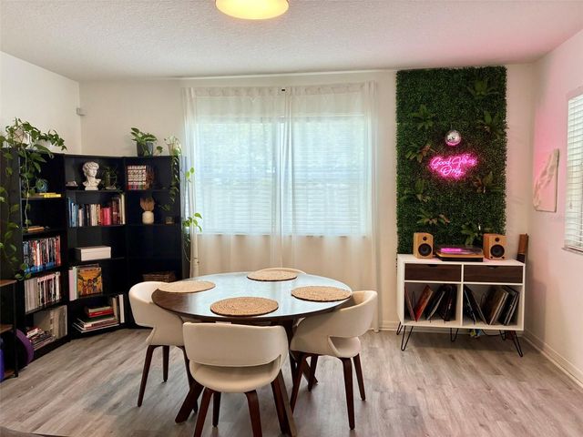 8026 CARRIAGE POINTE DRIVE, Gibsonton, FL 33534