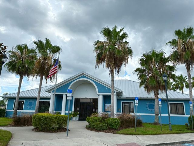 8026 CARRIAGE POINTE DRIVE, Gibsonton, FL 33534