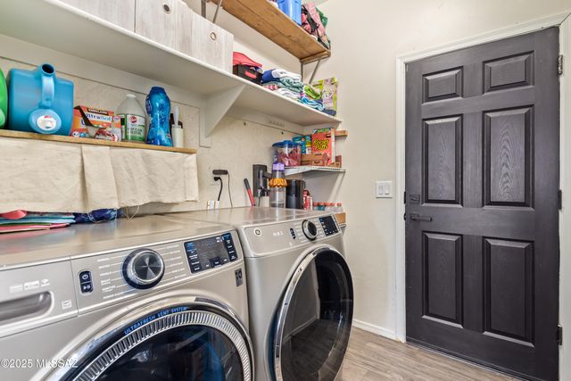 734 S Harry P Stagg Drive, Vail, AZ 85641