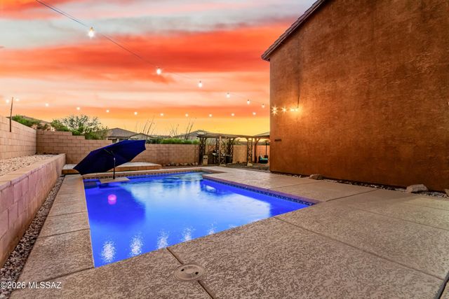 734 S Harry P Stagg Drive, Vail, AZ 85641