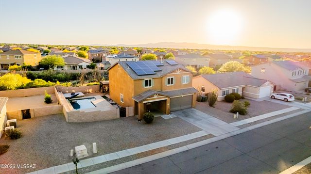 734 S Harry P Stagg Drive, Vail, AZ 85641