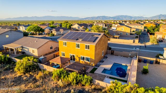 734 S Harry P Stagg Drive, Vail, AZ 85641