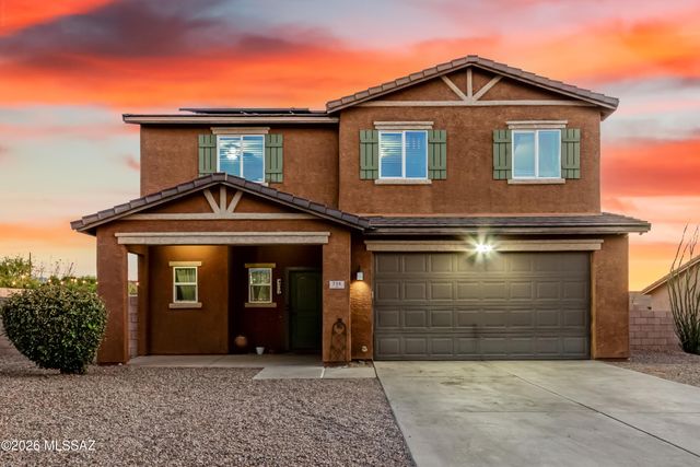 734 S Harry P Stagg Drive, Vail, AZ 85641